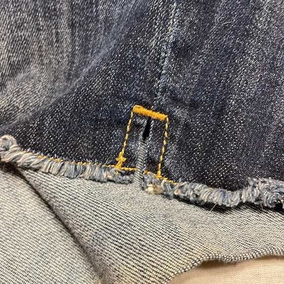 Mossimo Denim Mid-Rise Midi Denim Cutoff Short - Picture 6 of 6